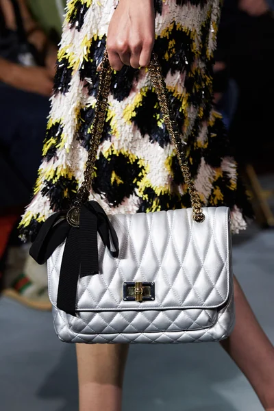 Look 23